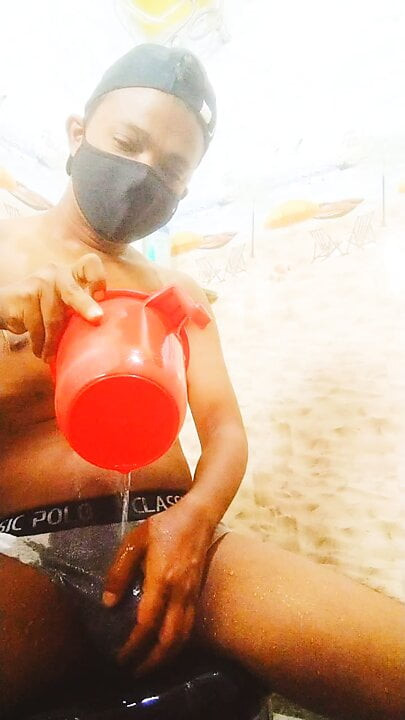 Indian guy big cock masterbate