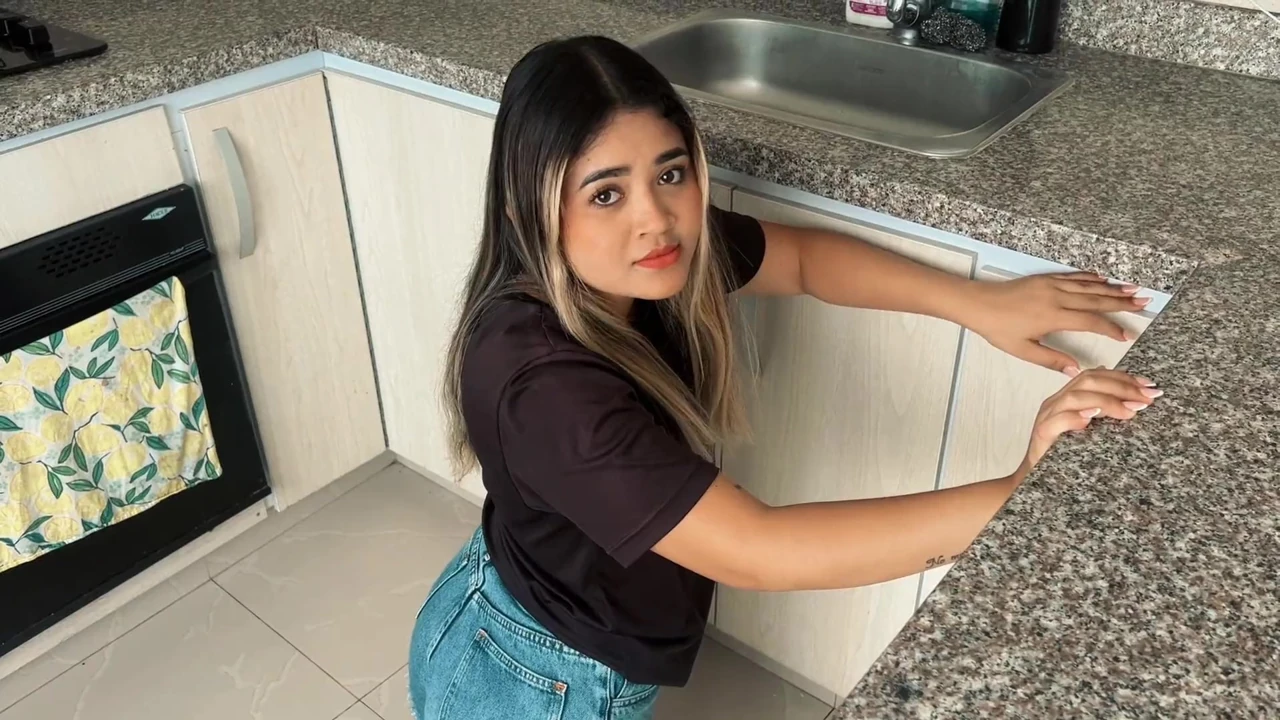 The Useless Maid Kneels Down Not to Get Fired - She Sucks My Cock and I End up Fucking Her Hard