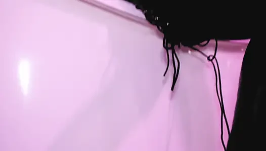 Deri sahibe eva lateks ateşli yemek fetişi bdsm çizmeler orta yaşlı seksi kadın olgun solo sapık dominatrix banyo