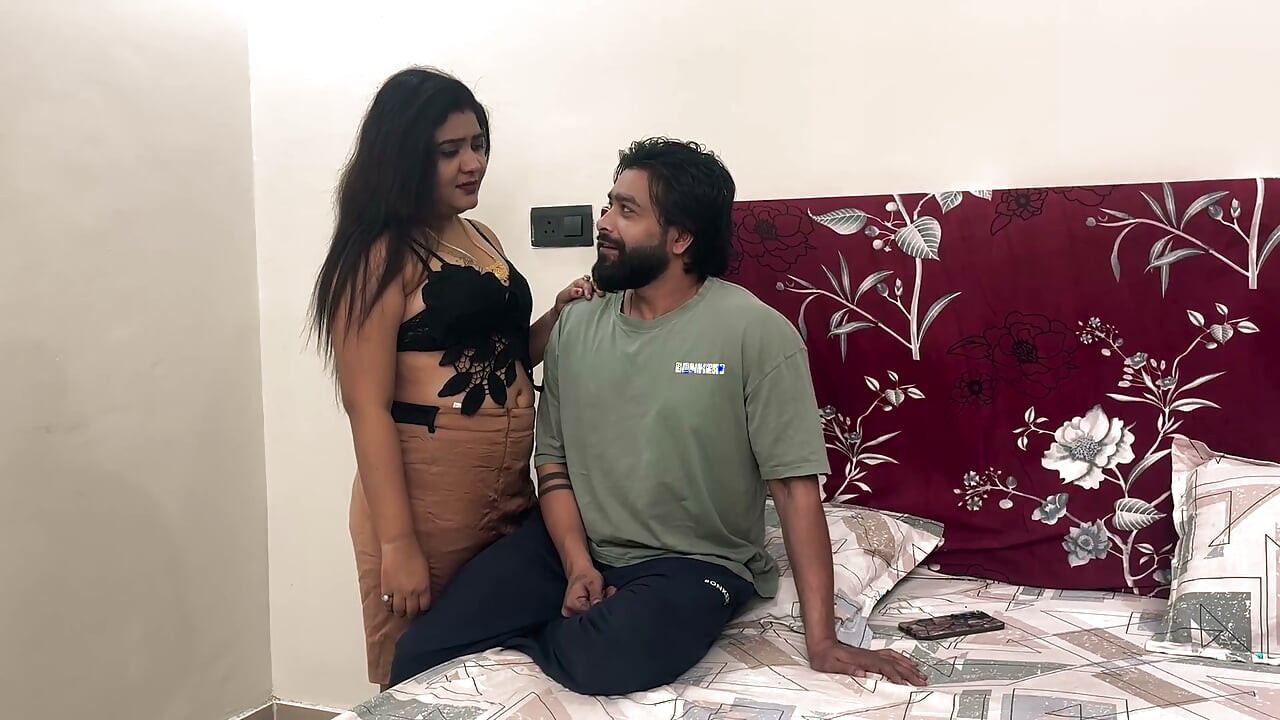 No dia do aniversário a namorada deu de presente sexo fora de controlo (Vídeo 4K)