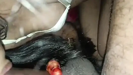 Pasutri newley lagi asik bersenang-senang