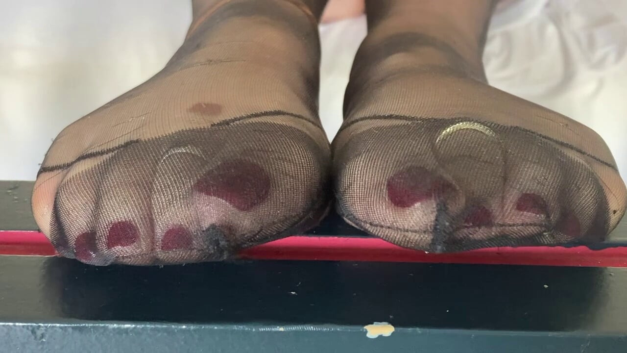 Mrs Mature Feet mostrando sus fantásticos pies y plantas