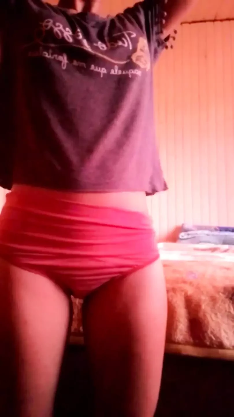 A hot woman full of tension ready to give her tight pussy all wet