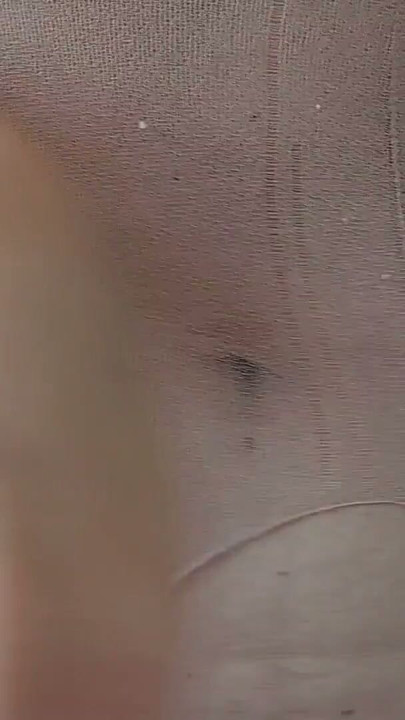 زوجة هاوية تجرب ملابس، كس مشعر. زوجة كس مشعر، طيز كبير، ثديين كبيرين. كس بني شهواني مشعر | المقطع 1