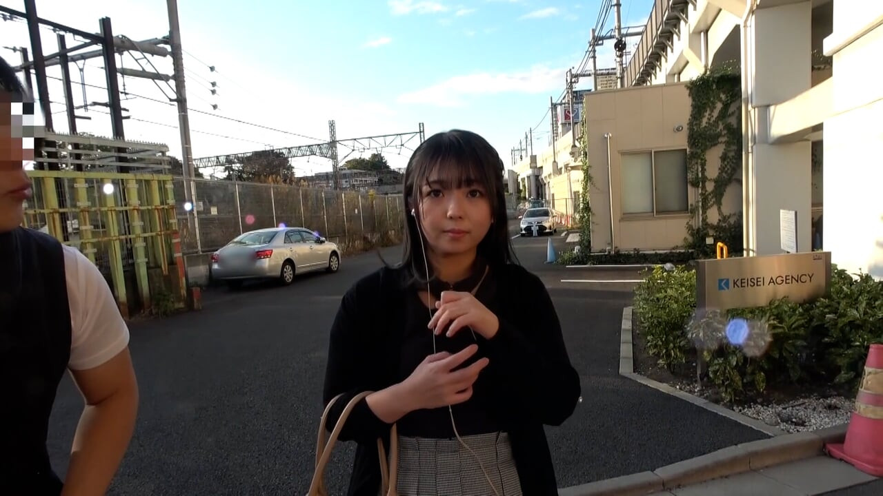 A196F07 Picking up a pure girl after a part-time job! Even though she knows it's AV, she follows along to a love hotel and has endless sex with a sullen girl!