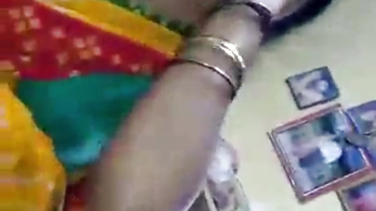 मैं अपने प्रेमी के लंड पर सवारी कर रही हूं देसी घर का बना वीडियो