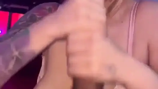 Hab ein freakiges spanisches küken gefunden und ihre kehle gefickt!