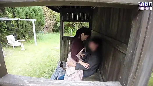 Rock auf der seite necken, wo slick grasen wird zu instant höhepunkt in dem moment, in dem sie versinkt - 2