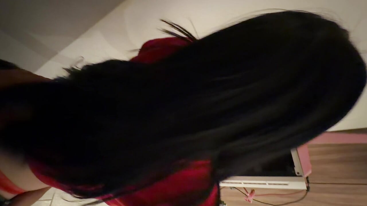 SLUT IN SUIT SUCKS MY DICK LIKE A GODDESS