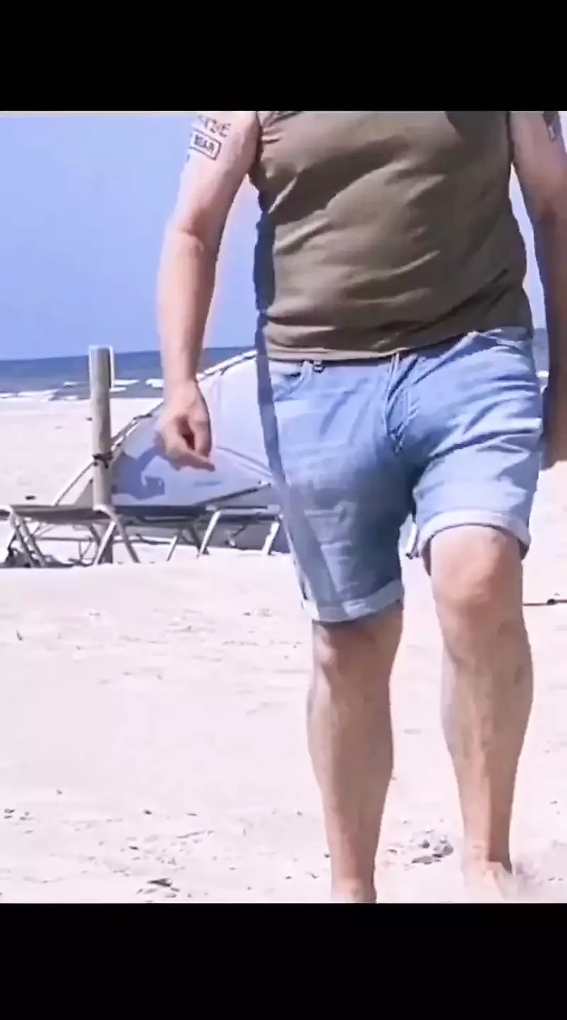 A Bulging Daddy at the Beach