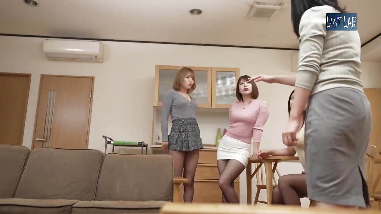濃密的曲線佔據了我的夜晚，讓我的強烈慾望徹底狂野 - 第3部分