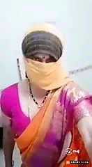 Sexy aunty