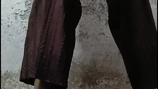 Посмотри, как Susu оказывается девушкой дези в другом стиле Susu