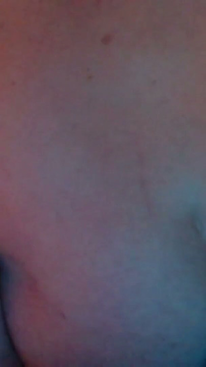 Femme et mari - fétichisme du cul filmé sur webcam | Clip 1