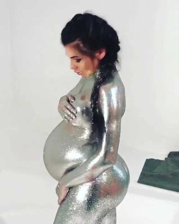 pregnant nude hot bitch with silver body paint