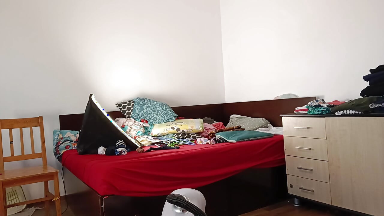 Amateur wife vacuuming in the bedroom. Amateur wife gives me a handjob until I cum.