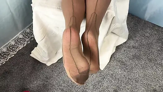 Vgq13 Aunty Sandra Trying Layering