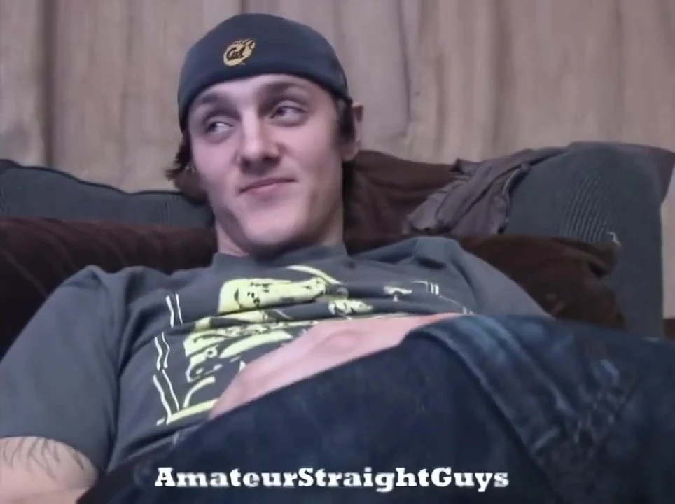 Jett Is a Hot Broke Straight Boy Who Needed Some Fast Cash