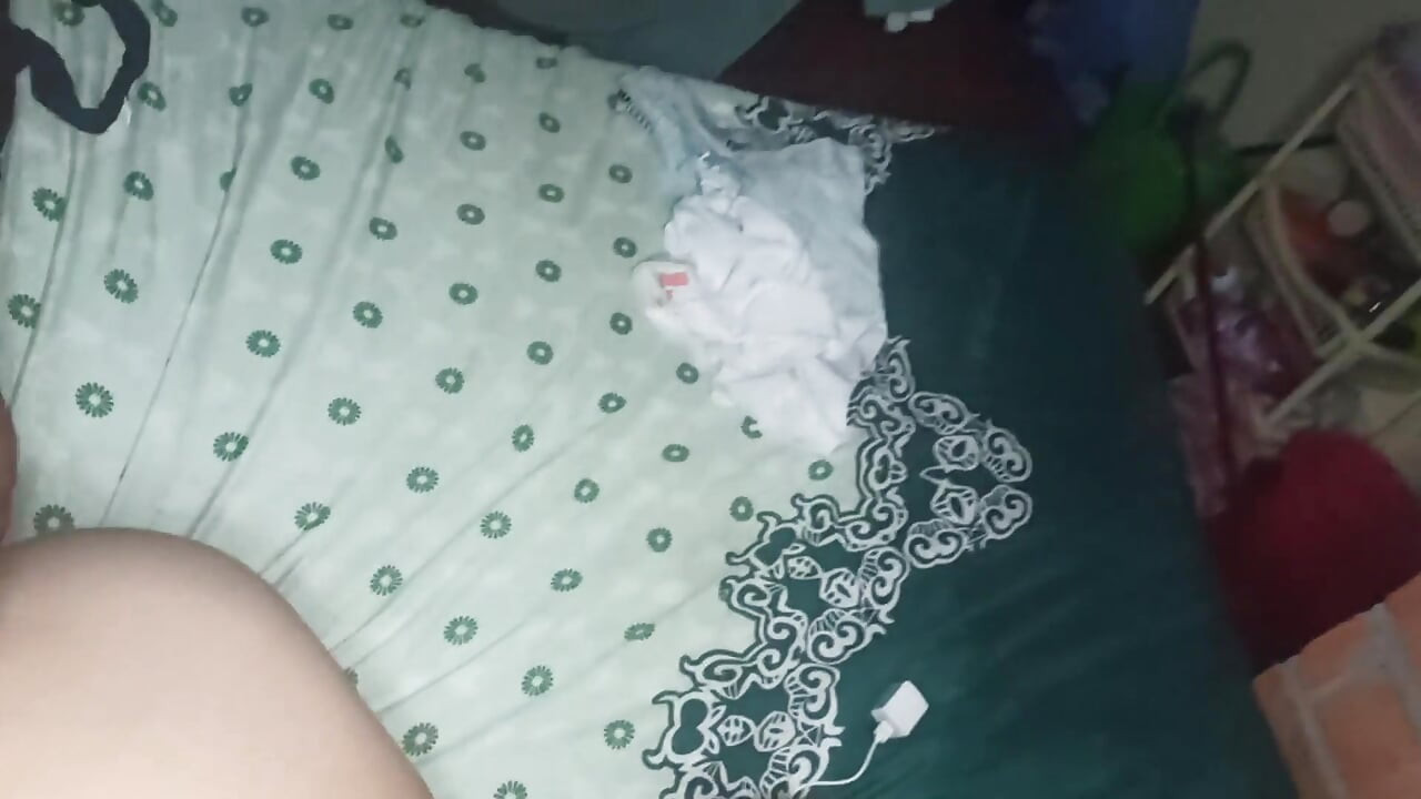 She Loves Unbridled Sex