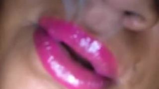 ThikumzBBW - For the stoners who like lipstick