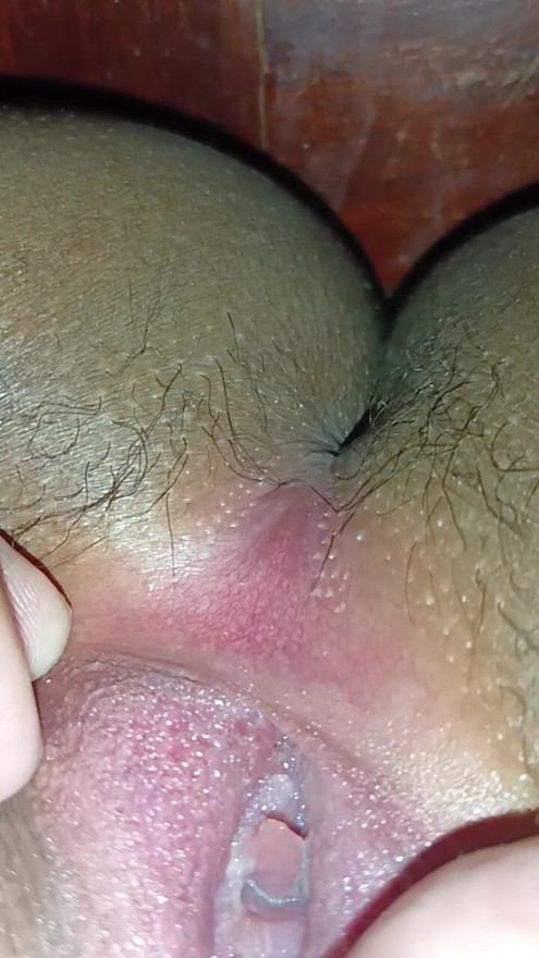 PU$$Y CLOSE UP