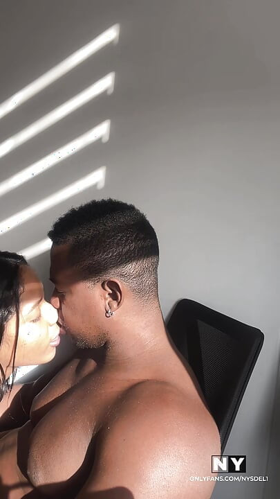 Look how I do it that I enjoy a good careless blowjob with deep throat -amateur couple- Nysde