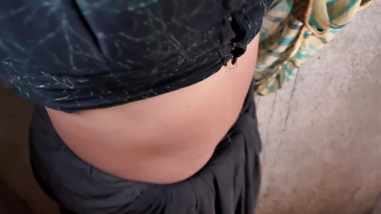 德西女友在戶外盡情享受