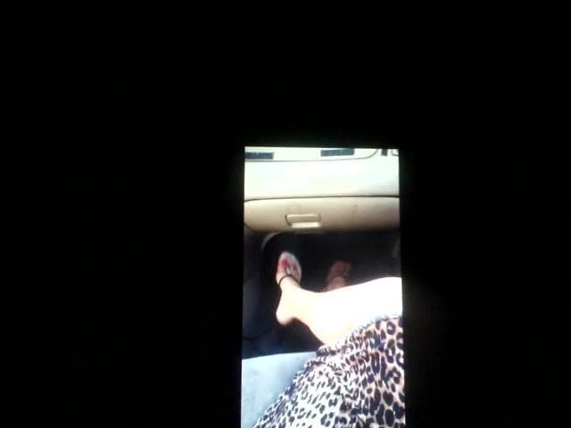 Feet Shaking