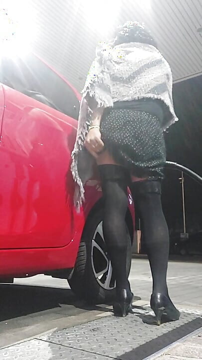 Service station