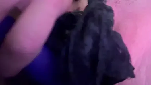 Мастурбация в любительском видео