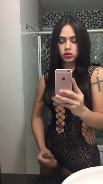tgirl masturbate