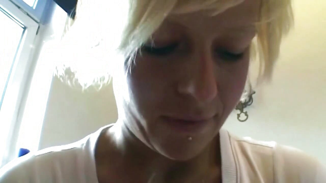 Blonde Amateur Deepthroats Cock Then Bottles Pussy