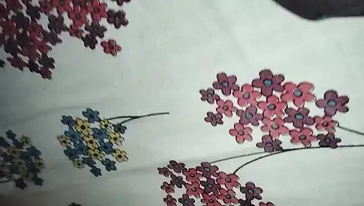 Ich Habe Meine Freundin Gefickt, Bevor Ich Ungeschnittene Echte Video-kopfhörer Arbeiten Wollte.