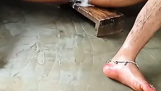 Gudi Bhabhi's Bathing Sex Video Bathroom Sex Bhabhi Hindi