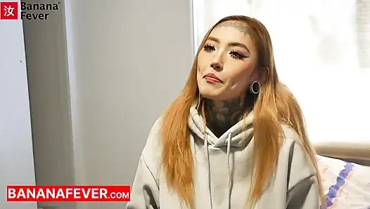 Menara ini menghancurkan lidah jessie split – cina jangkung vs pelacur taiwan bertato