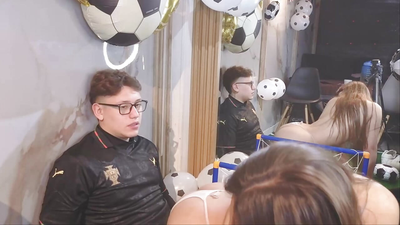 Sweaty amateur sex: My stepbrother fucks me after playing football.