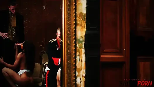 Kit Cox und Porcha sinns werden Magdchen geschickt, um den Admiral zu verführen