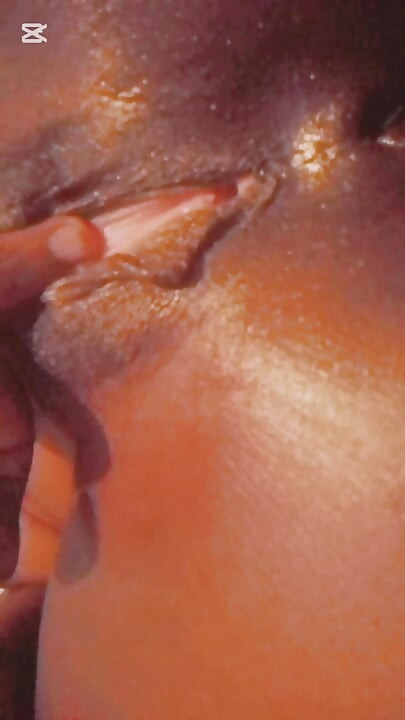Hot sassy lesbian pussy squirt and cum , anal fuck Vs pussy 🥵