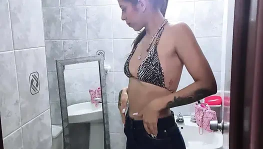 Seks Gairah Berakhir Dengan Air Mani Di Pantat Tanpa Kondom