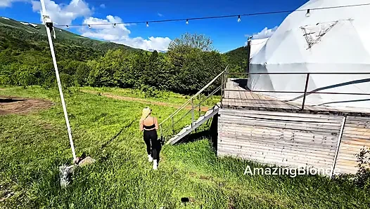 Met a guy in a mountain dome hotel and gave him a blowjob