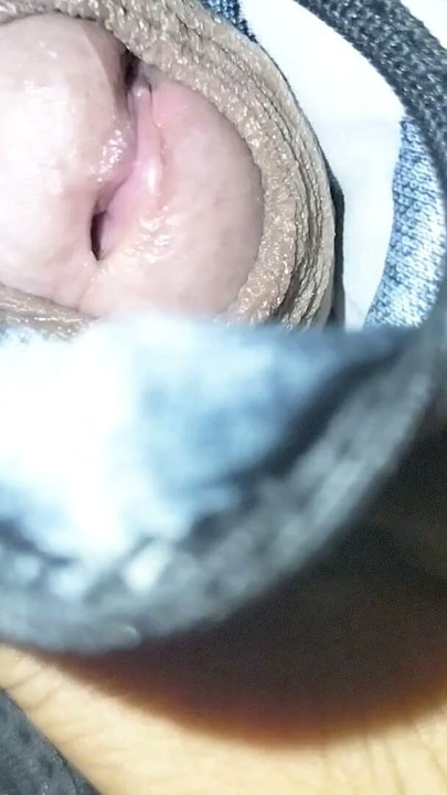 Apni beti ka panty le kar muth mara | Clip 2