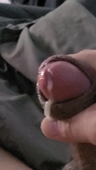 Daddy cums hard for his Babygirl  thedaintydeviant