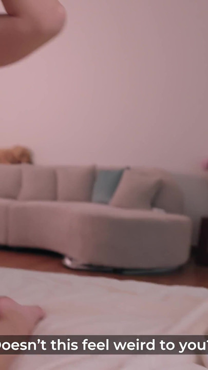 Lily Cute - ''El padrastro puede correrse dentro?' | Clip 1