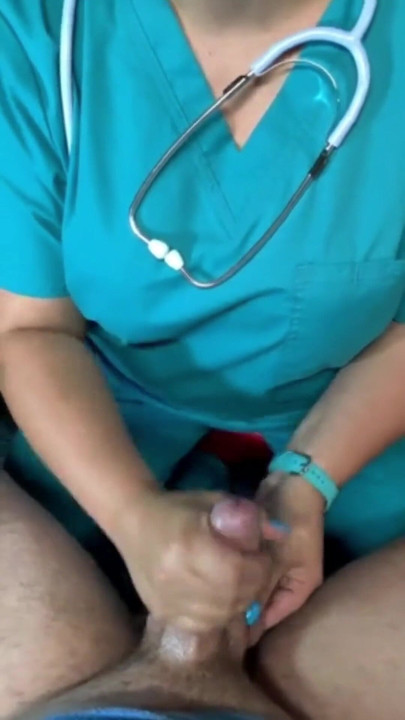 Ho trovato una banca del seme in California con un'infermiera che mi aiuta e mi ha ringraziato | Clip 1