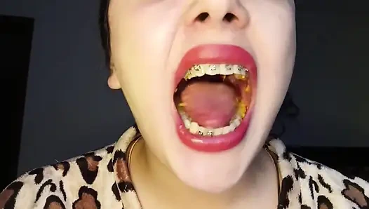 Chew Cheetos, Uvula в видео от первого лица