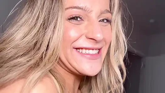 Seksi Sikiş Bebeği Serena Sterling'in Yüzü Sert Sikiliyor Ve Sert Sikiliyor