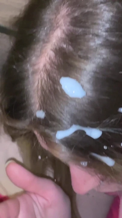 Επική στιγμή από το "Surprise Cumshot For Stepmother - Family Fuck"