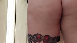 Howing My Body at a Dressing Room