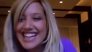Видео вебкам-камера Ashley Tisdale