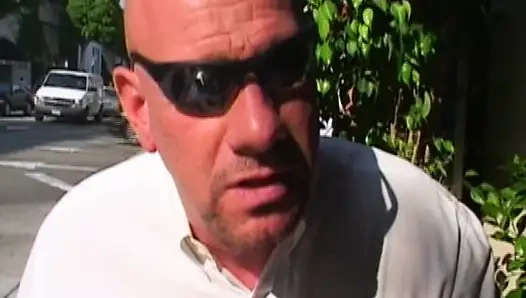 Sarışın ve esmer hatunlarla baştan çıkarıcı ayak fetişi oyunu